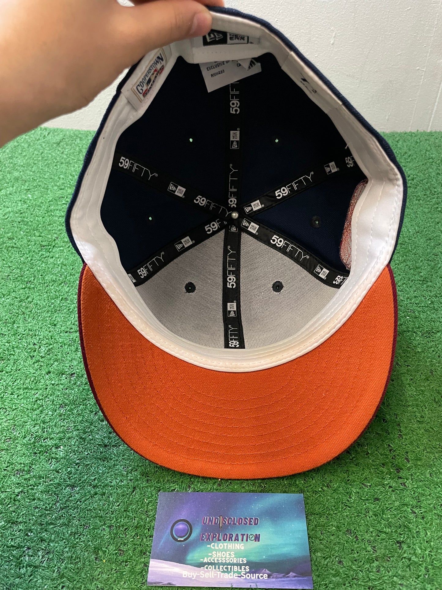 Seattle Mariners kingdome navy and red new era fitted hat