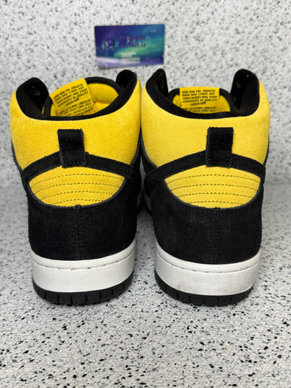 Nike Dunk SB High Reverse Goldenrod 11.5 Men/13 Women “Preowned”