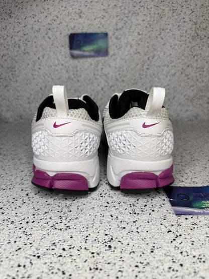 Nike Vomero Hot Fuchsia 5 Youth/6.5 Women “Preowned”