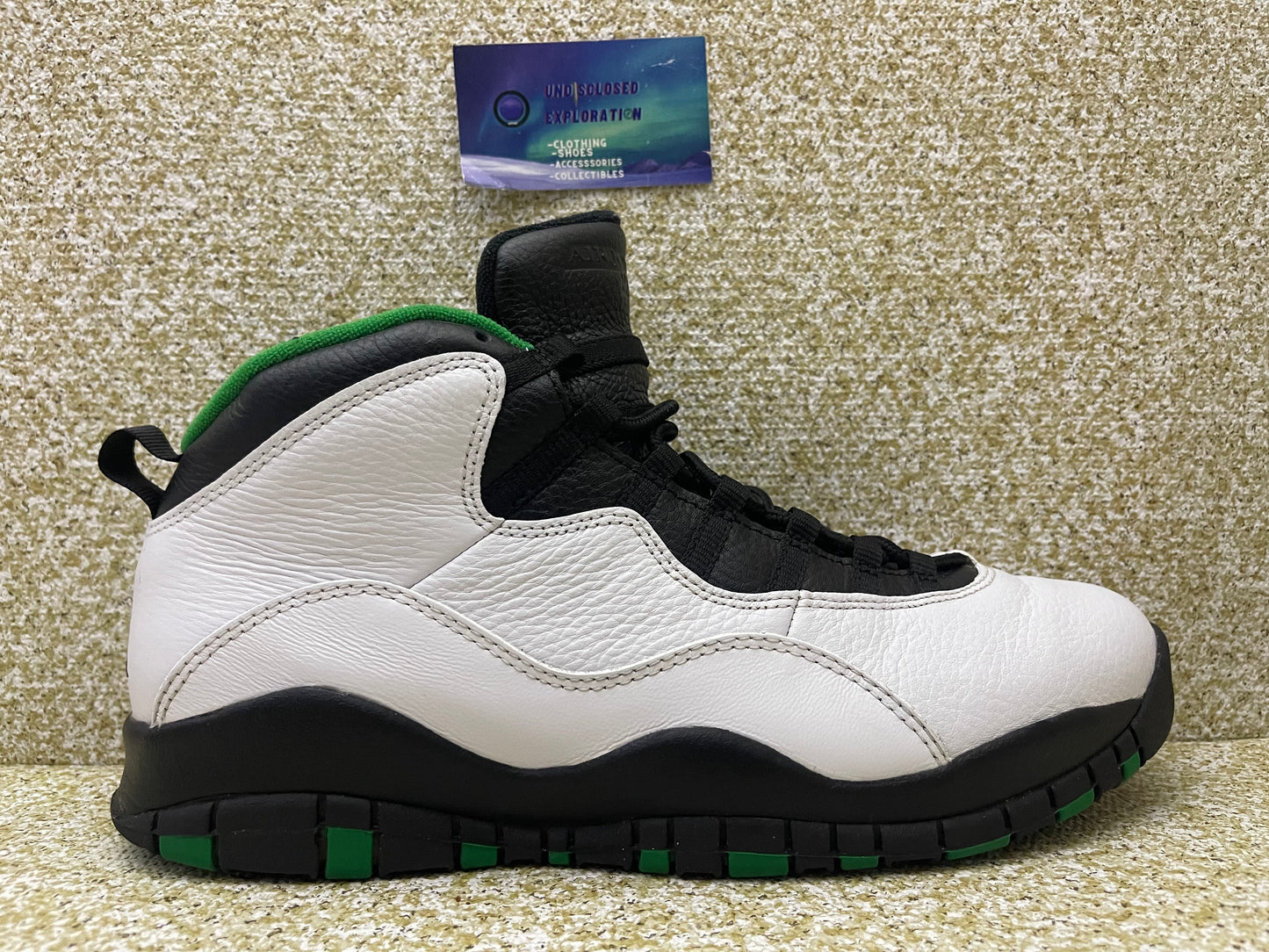 Jordan 10 Seattle 11.5 Men/13 Women “Preowned”