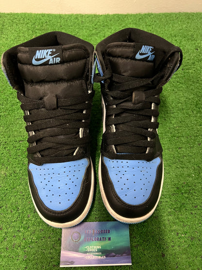 Jordan 1 Unc toe size 5.5youth/7women