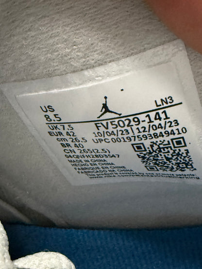 Jordan 4 Military Blue