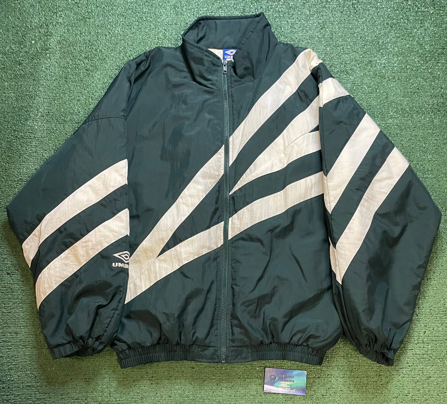 Vintage 1990s Umbro white and green jacket