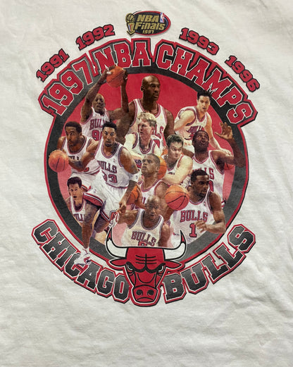 Vintage 1997 nba champs Chicago bulls