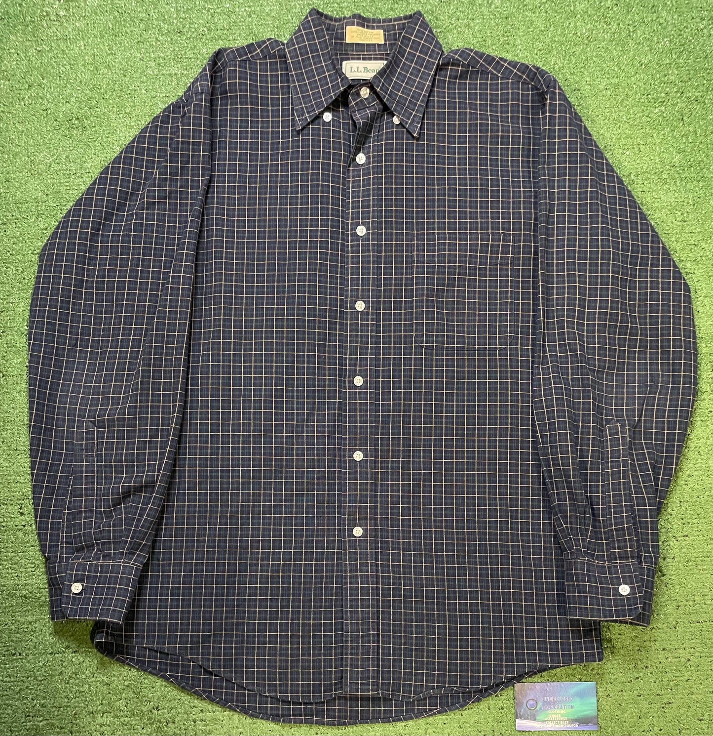 vintage L.L. Bean navy blue checkered longsleeve buttondown shirt