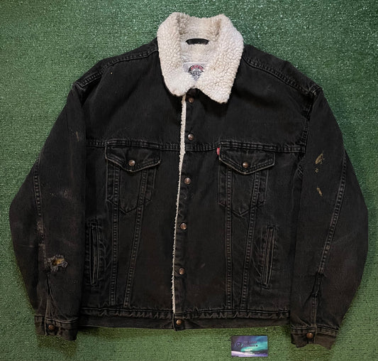 Vintage 1980s Levi’s black Sherpa jean jacket