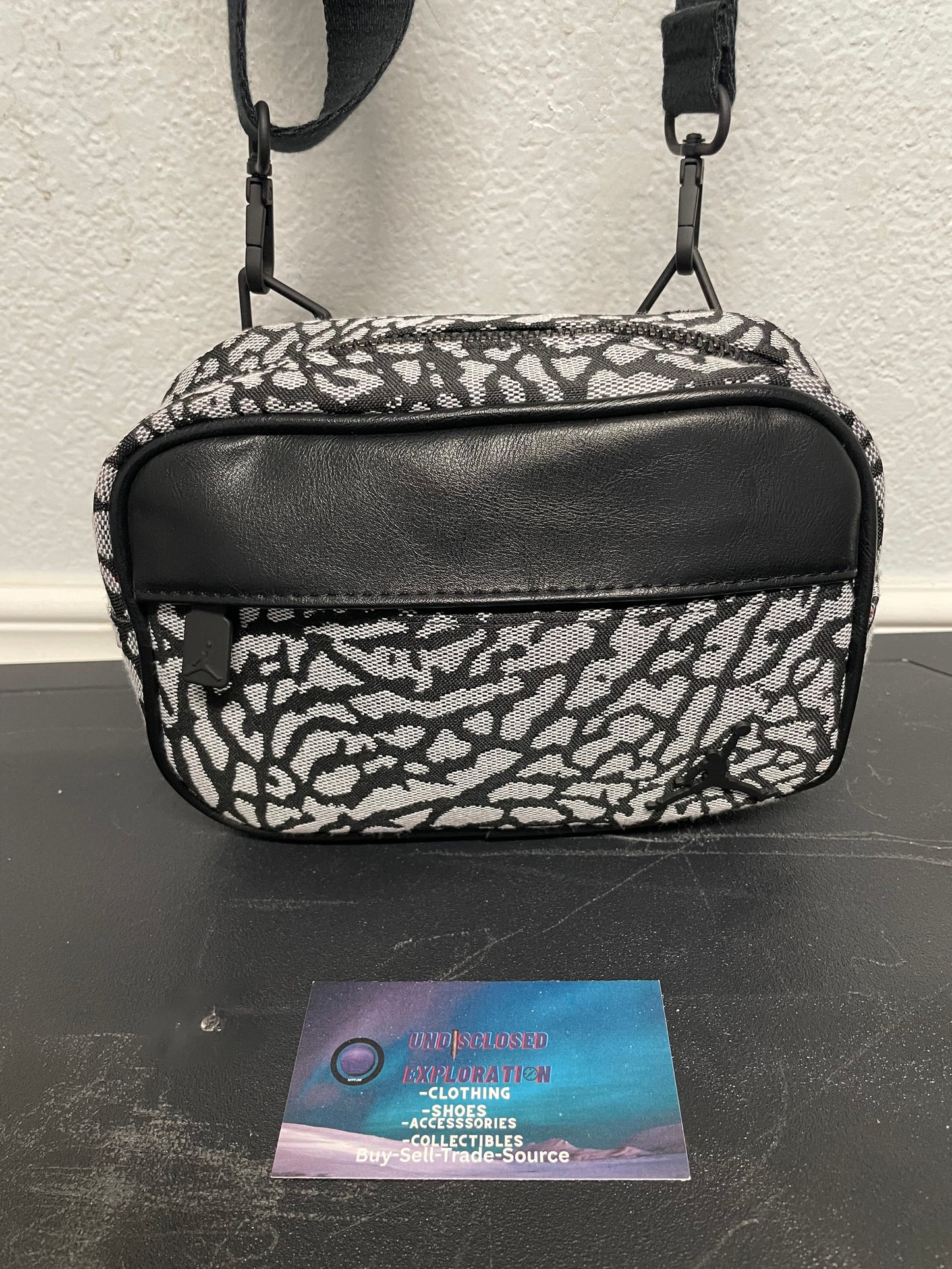 Jordan Icon 1.6L elephant Camera Bag