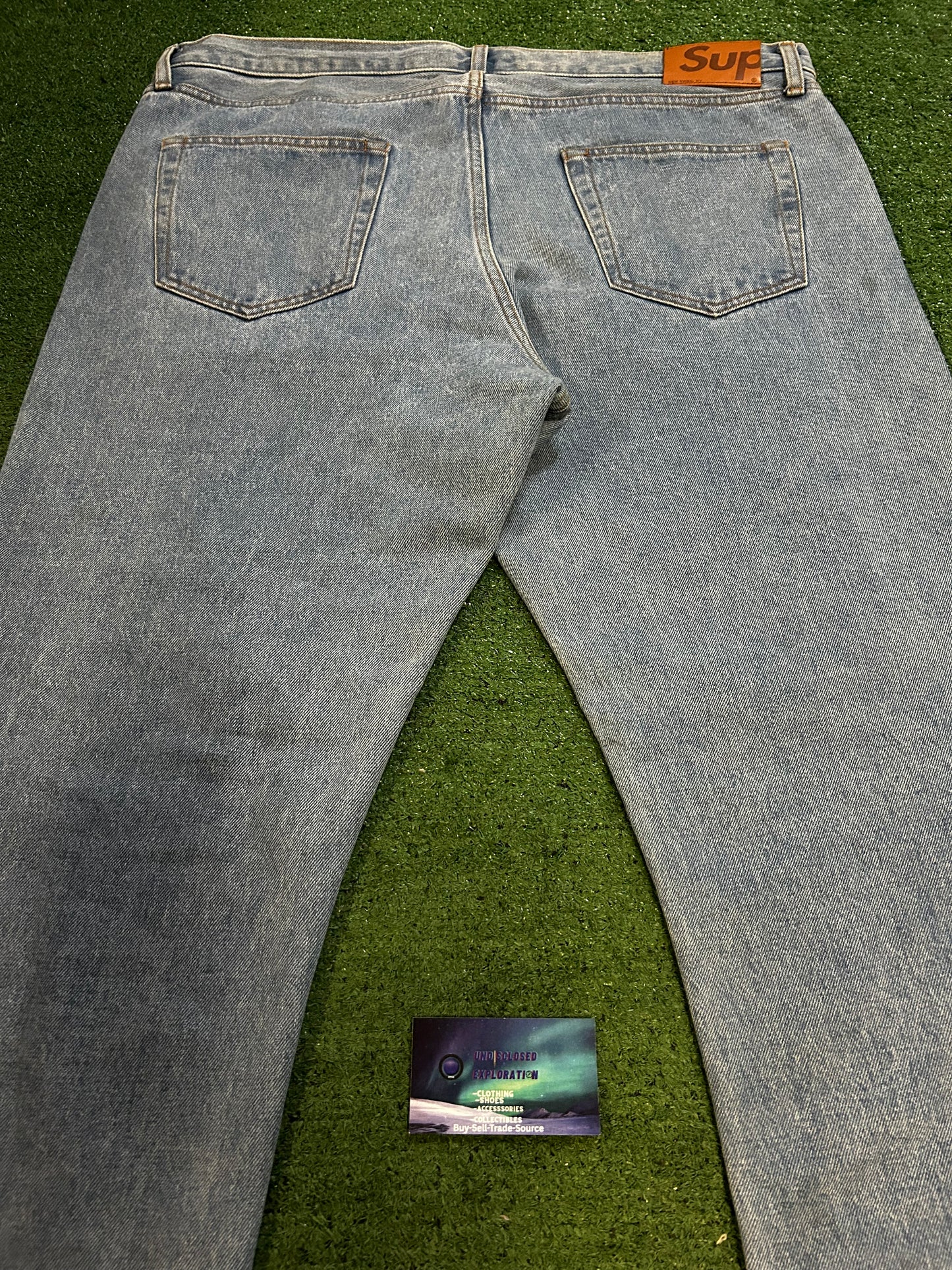 Supreme light wash jeans