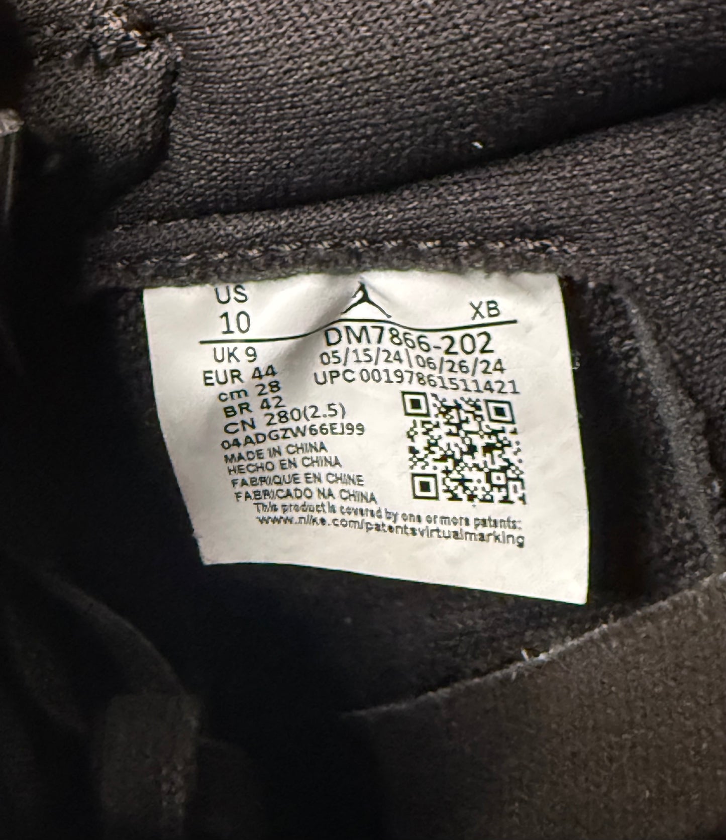 Jordan 1 Low Travis Scott Velvet 10 Men/11.5 Women “Preowned”