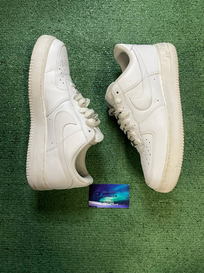 Nike Air Force 1 low triple white size 10.5men/12women