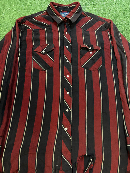 Vintage 1990s wrangler pearl snap button up