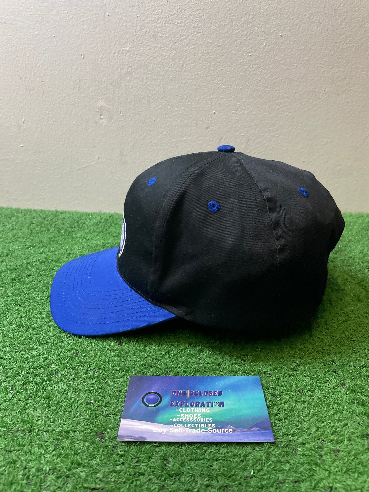 Vintage 1990s Seattle Seahawks blue and black hat