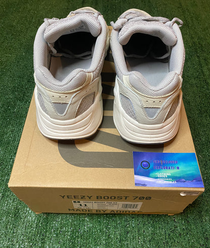 Adidas yeezy boost 700 v2 cream size 11men/12.5women