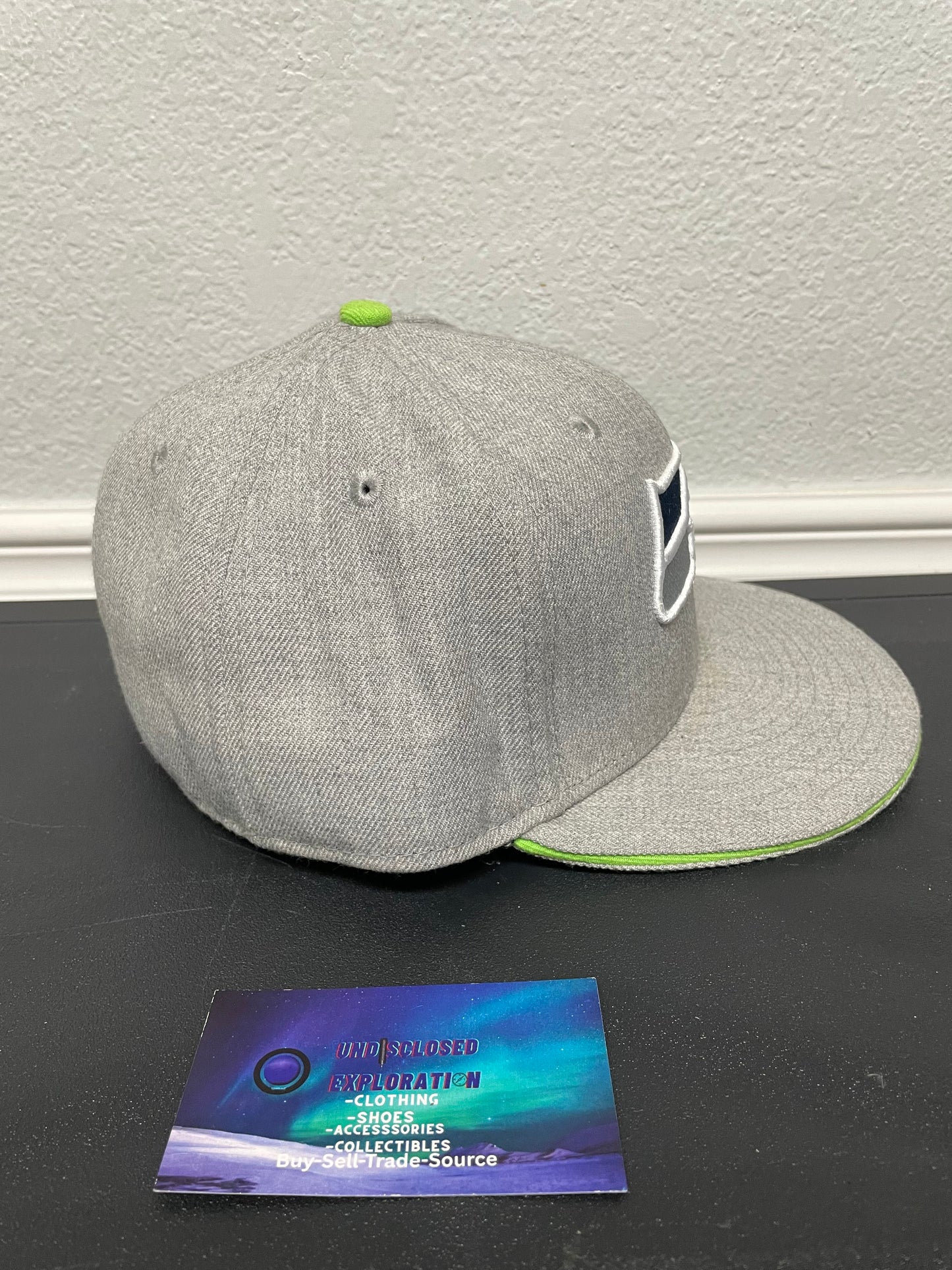 Seattle Seahawks grey fitted hat