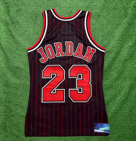 Michael Jordan 1996-97 Bulls Alternate Mitchell & Ness Authentic Jersey