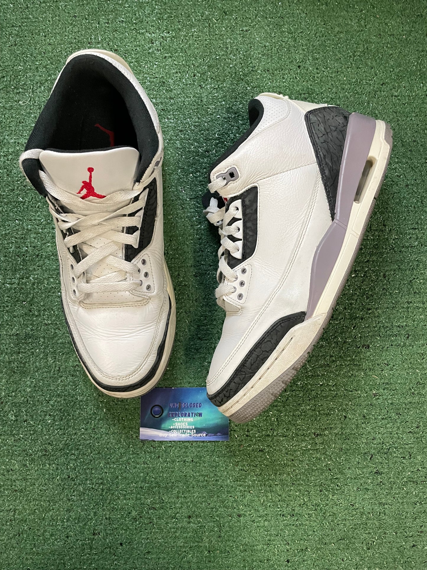 Air Jordan 3 cement grey size 11men/12.5women