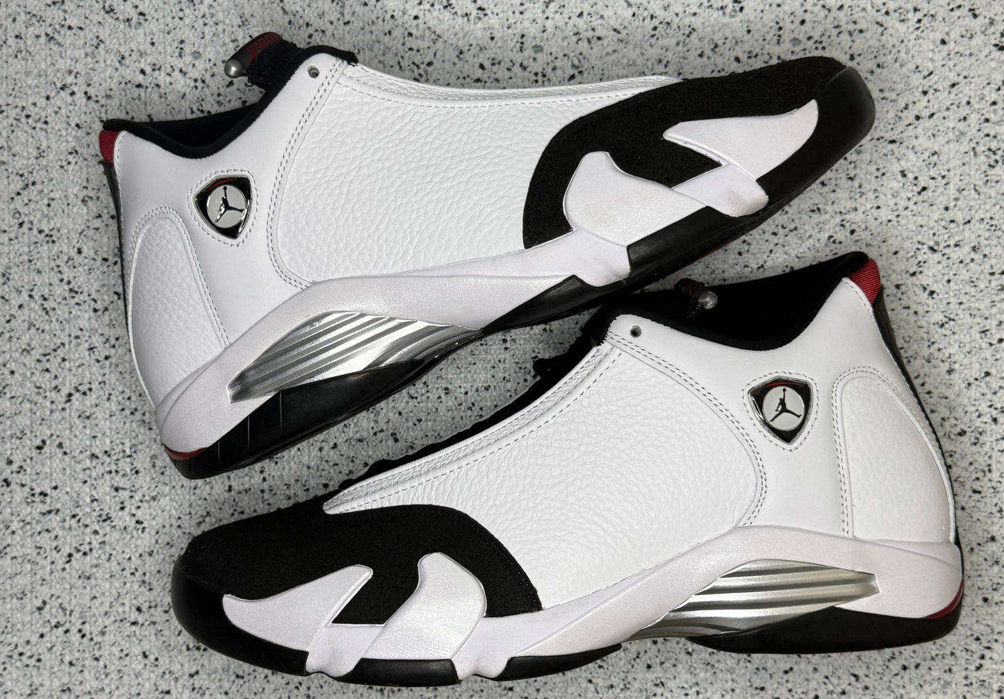 Jordan 14 Black Toe 11.5 Men/13 Women “Preowned”