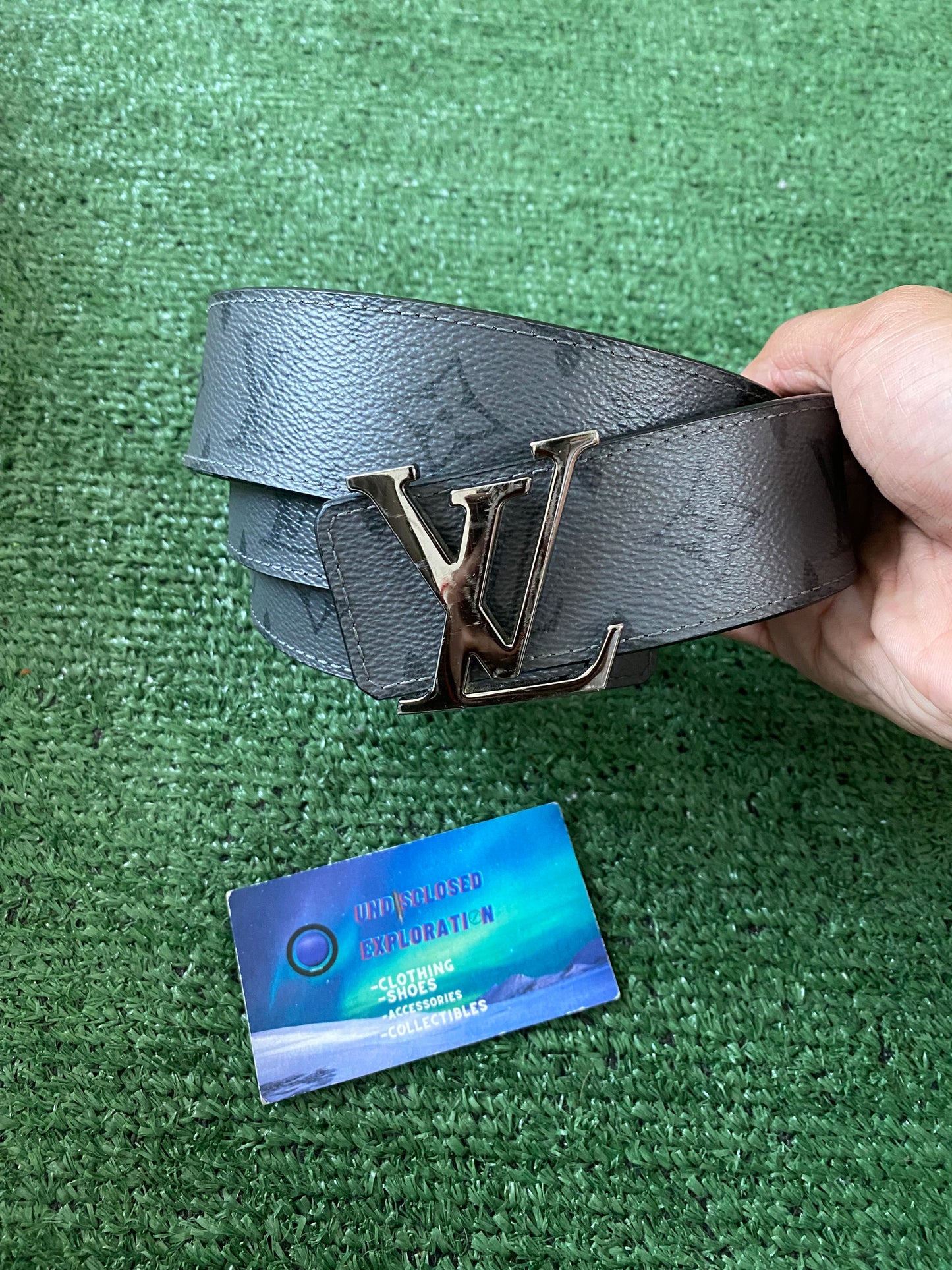 Louis Vuitton Reversable Belt size 110/44