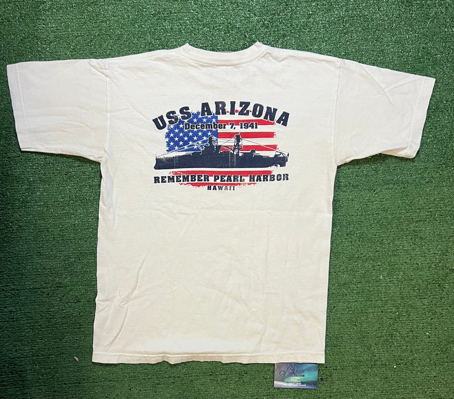 Vintage USS Arizona remember pearl harbor Hawaii tee