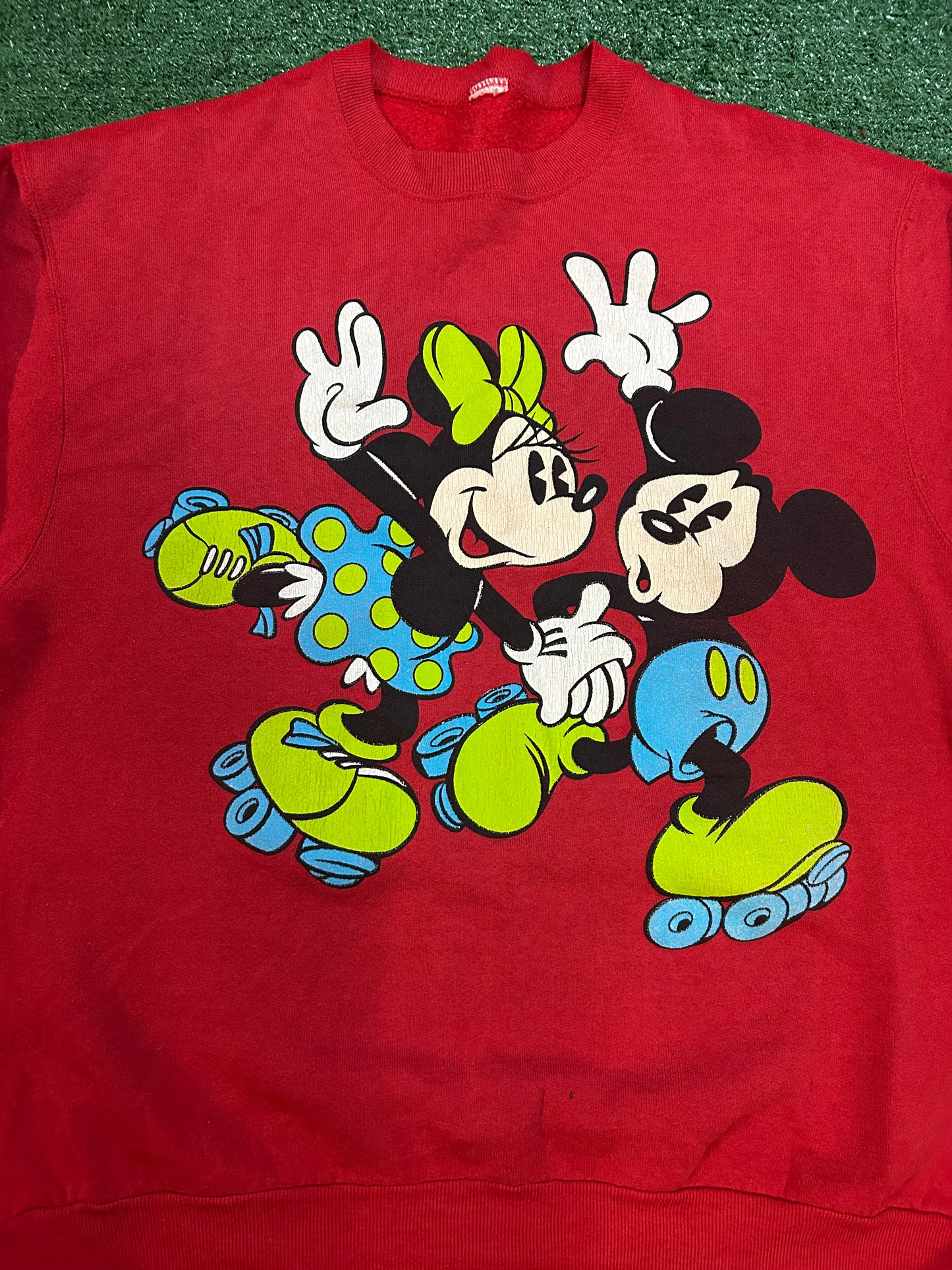 Vintage 1990sMickey Mouse roller skating crewneck