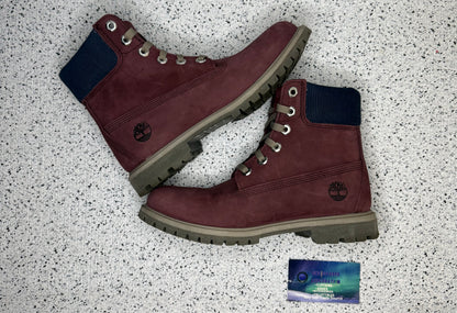 Timberland Burgundy 6 Inch Boots 6.5 Youth/8 Women “Preowned”