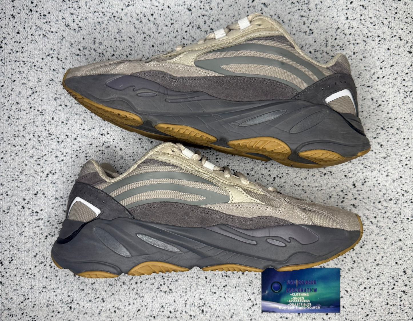 Yeezy 700 Tephra 9.5 Men/11 Women “Preowned”