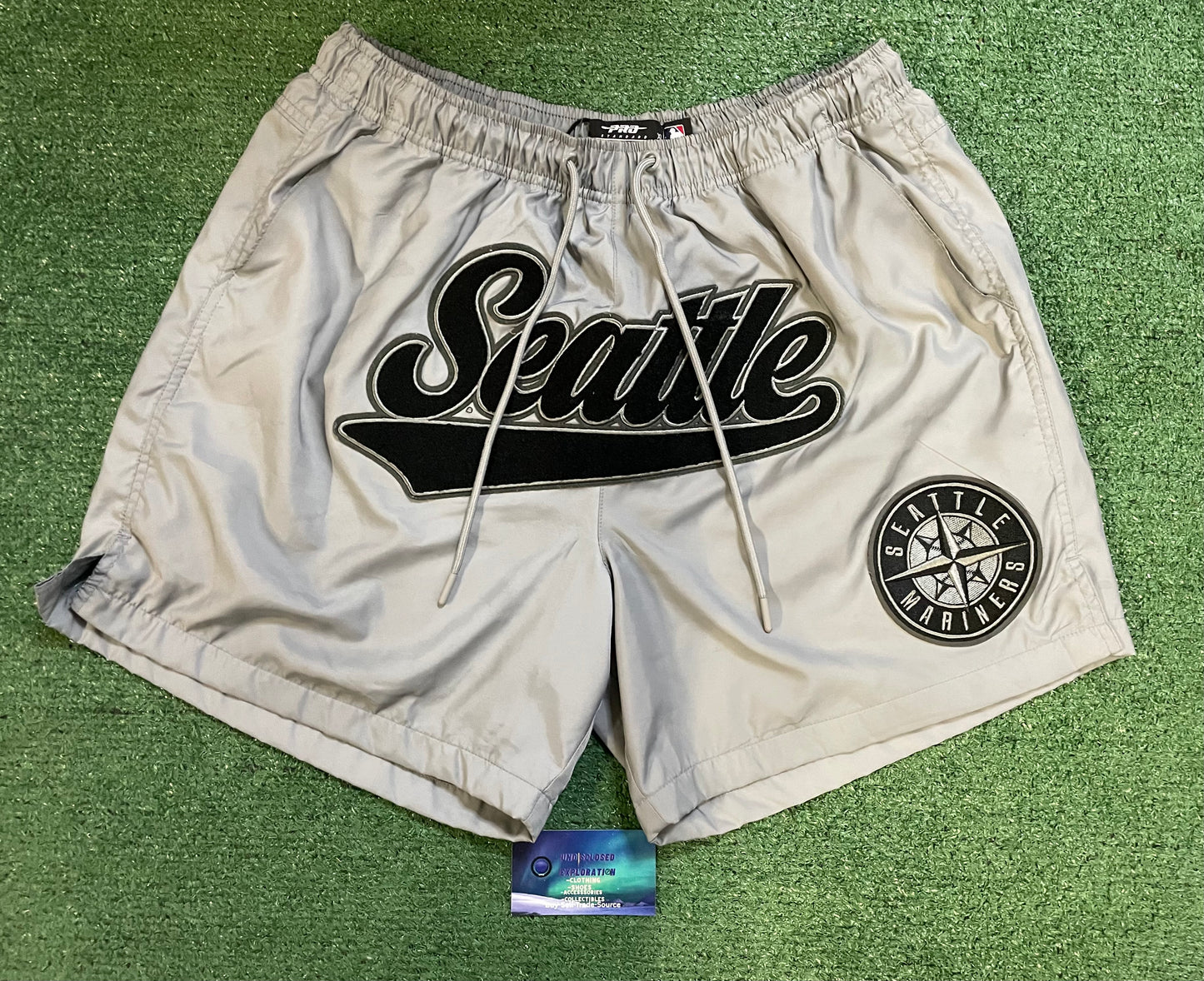 Seattle Mariners pro standard grey and black shorts