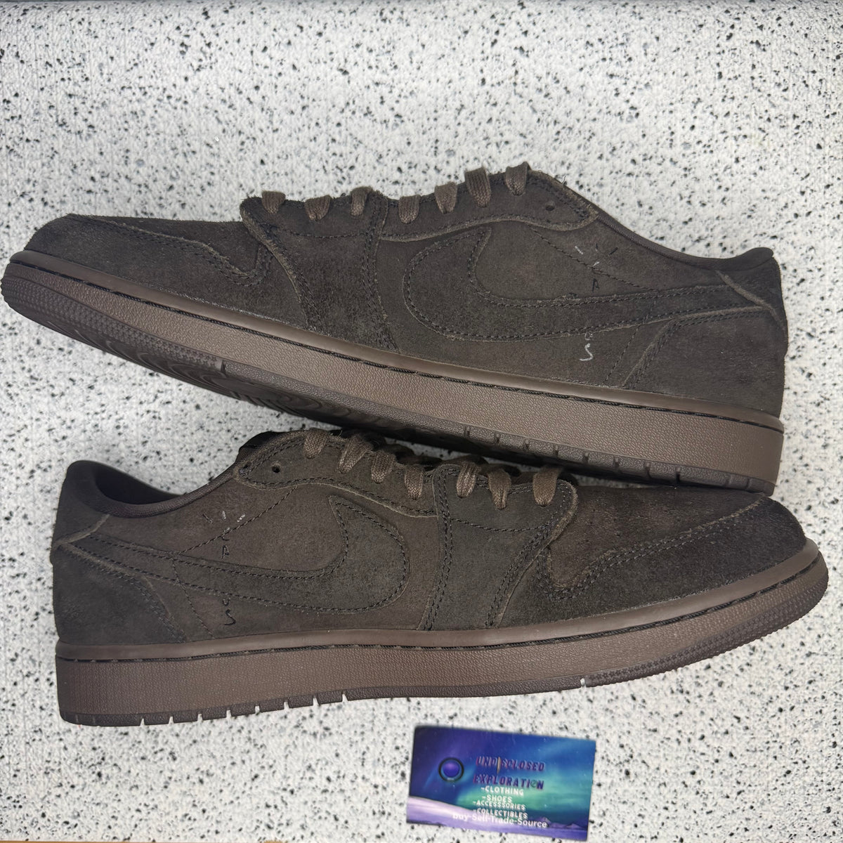 Jordan 1 Low Travis Scott Velvet 12 Men “Preowned”