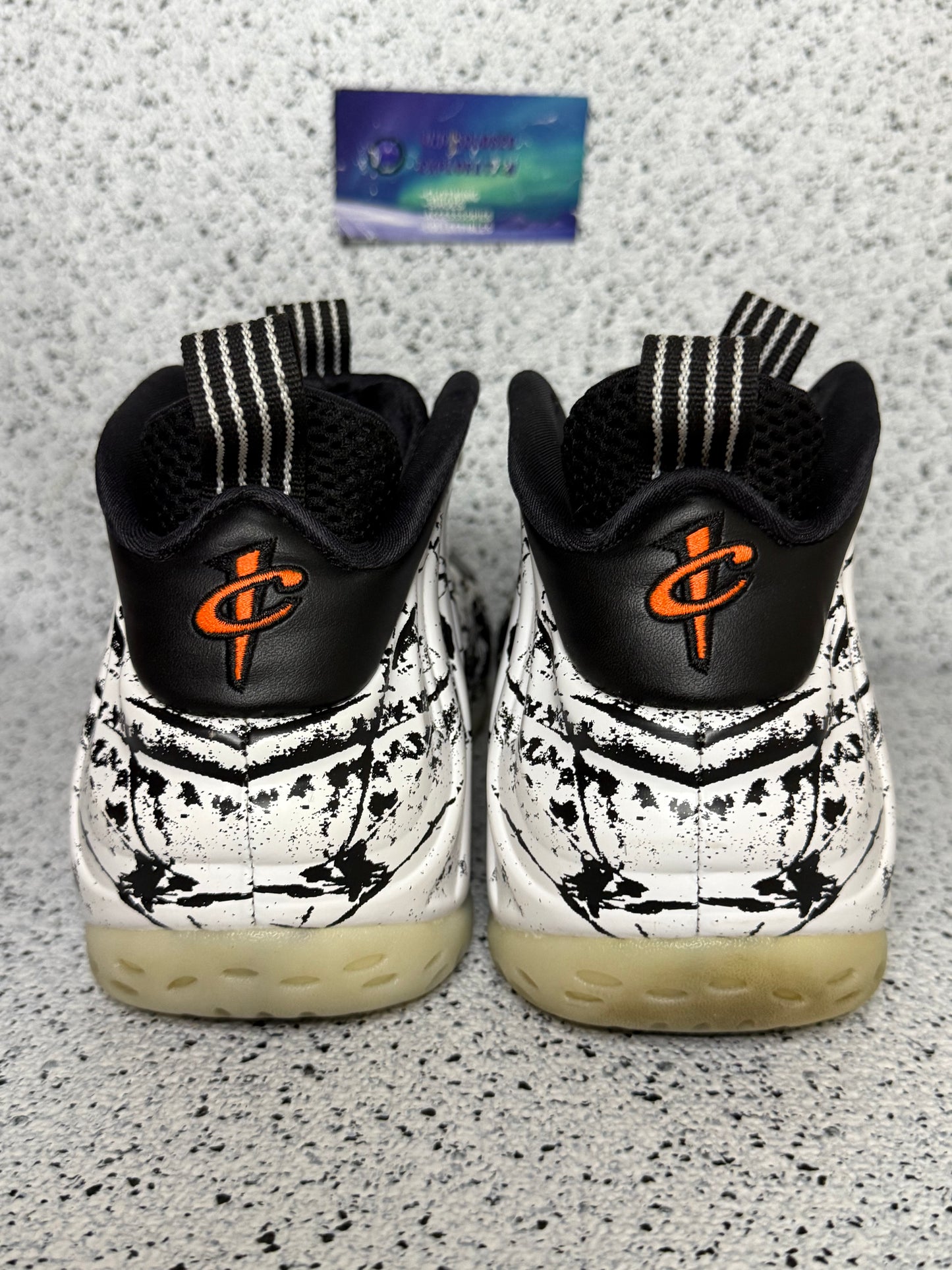 Nike Foamposite Shattered Backboard 8 Men/9.5 Women “Preowned”