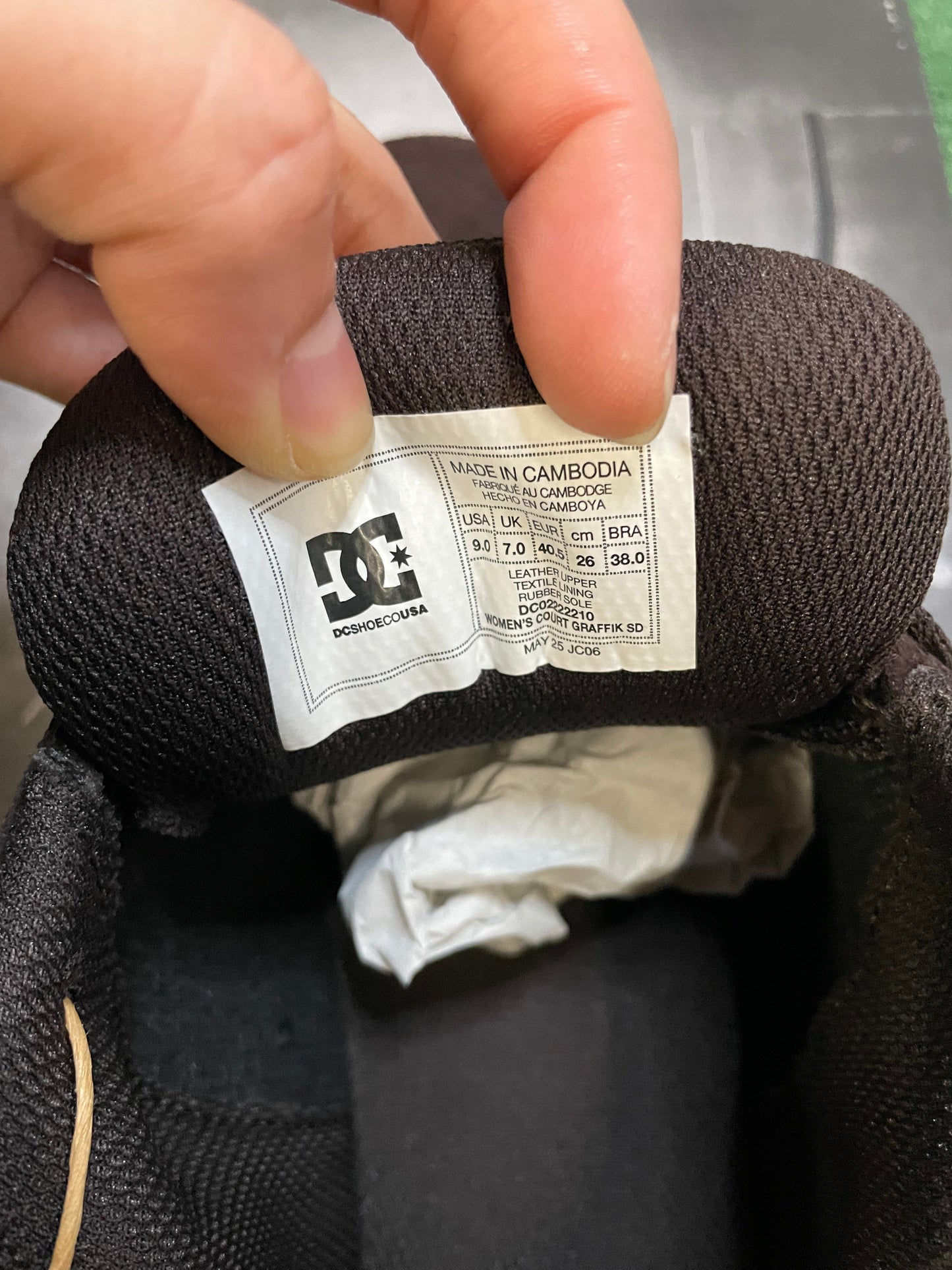 DC Court Graffik Skate Brown / Pink