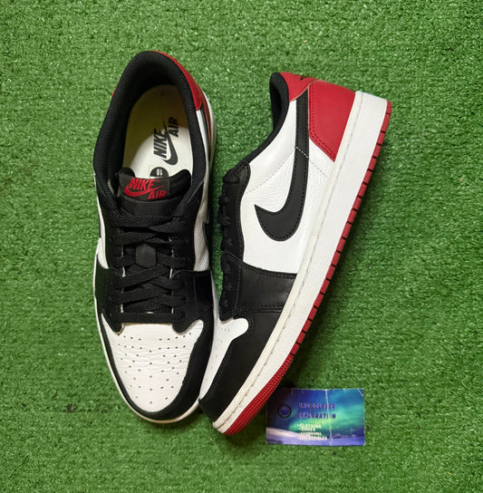 Jordan 1 Low Black Toe 10 Men/11.5 Women “Preowned”