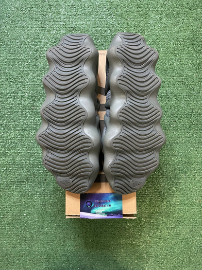 Yeezy 450 stone teal size 13men/14.5women