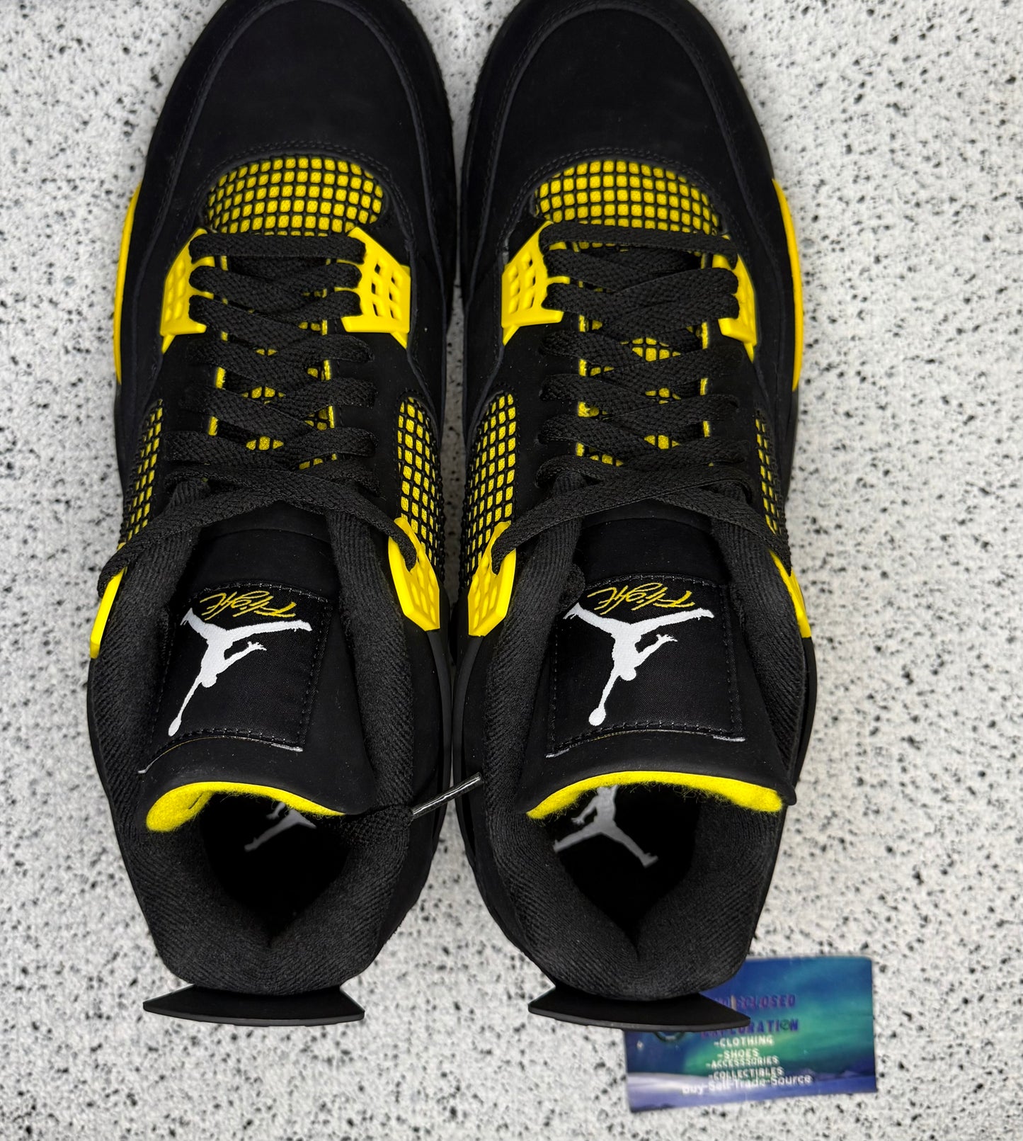 Jordan 4 Thunder