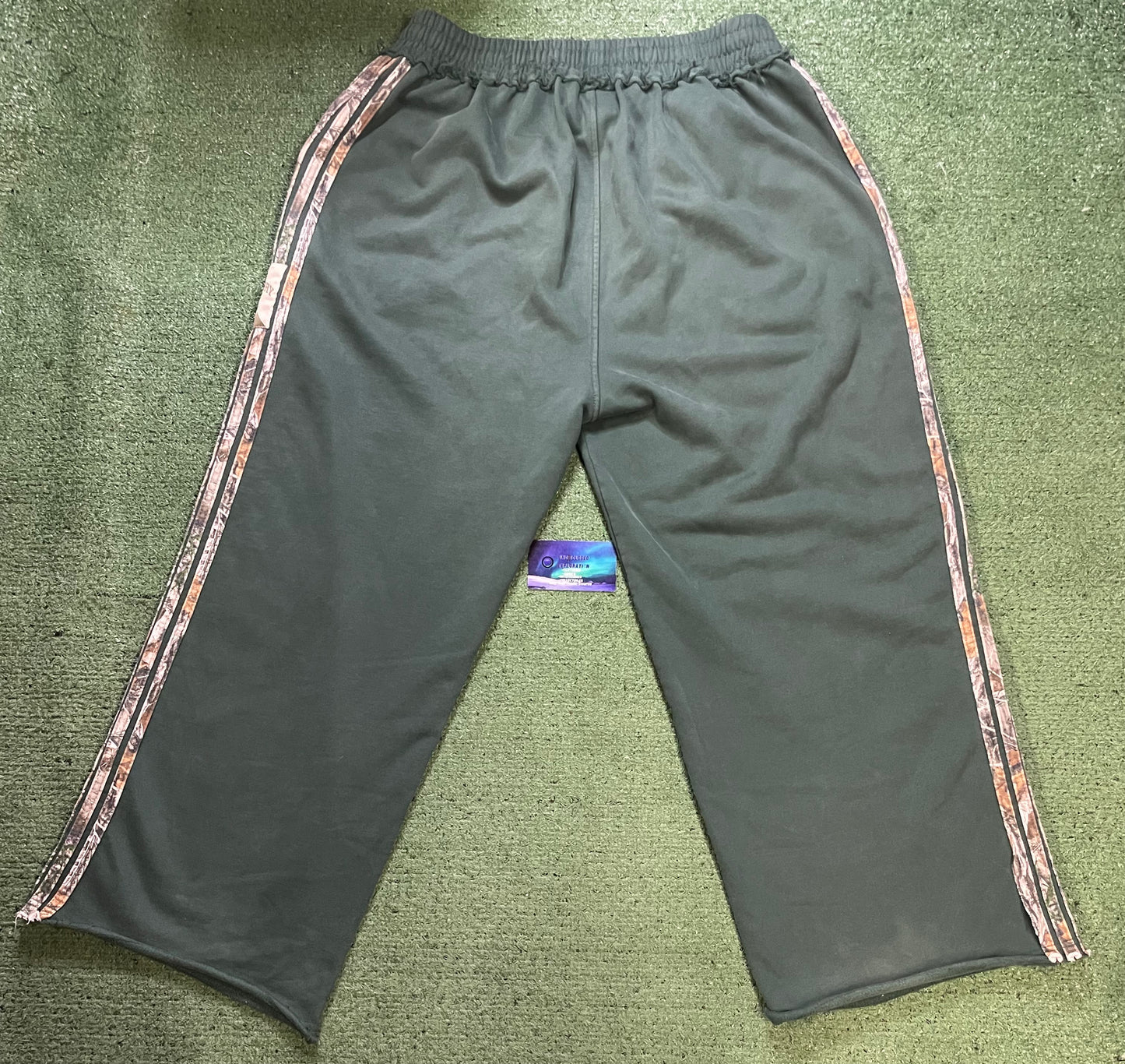 GV Gallery Lil Leon Green Camo Raspberry Hills sweatpants