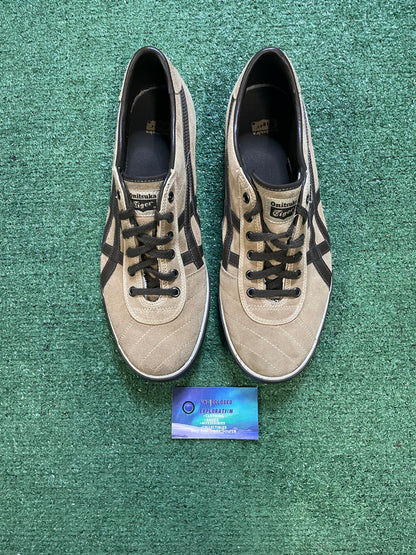 ASICS rotation 77 Onitsuka Tiger beige/brown size 12men/13.5women