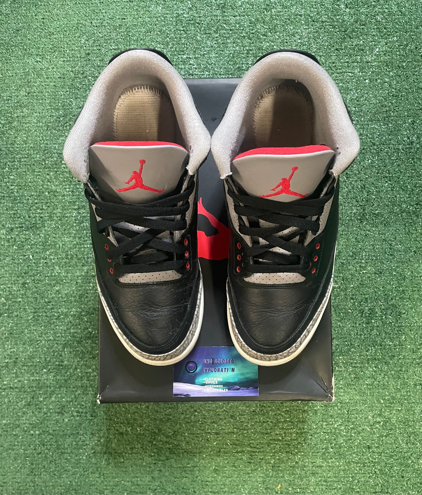 Air Jordan Retro 3 black cement reimagined size 9.5men/11women