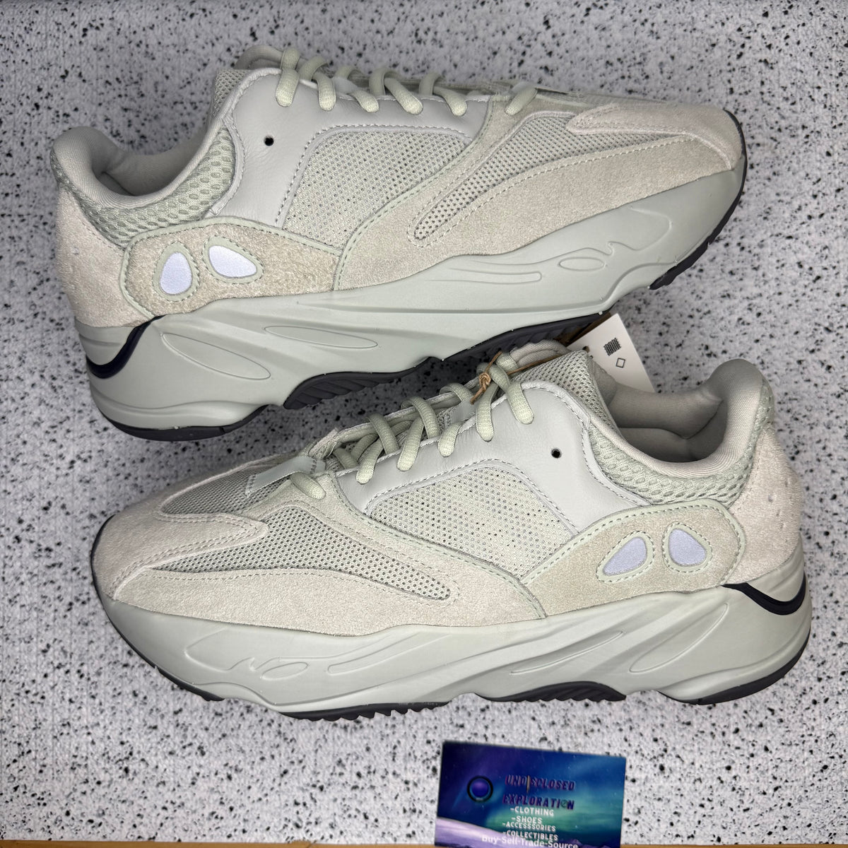 Adidas Yeezy 700 Salt