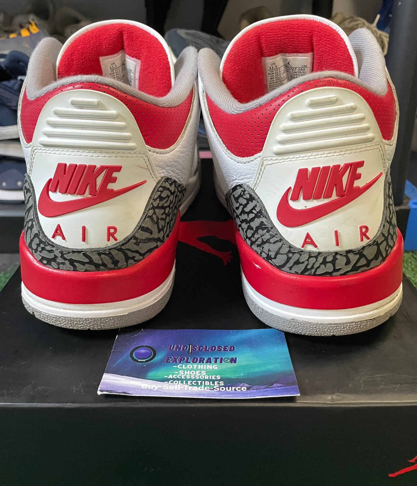 Air Jordan 3 Retro fire red 2022 size 11.5men/13women