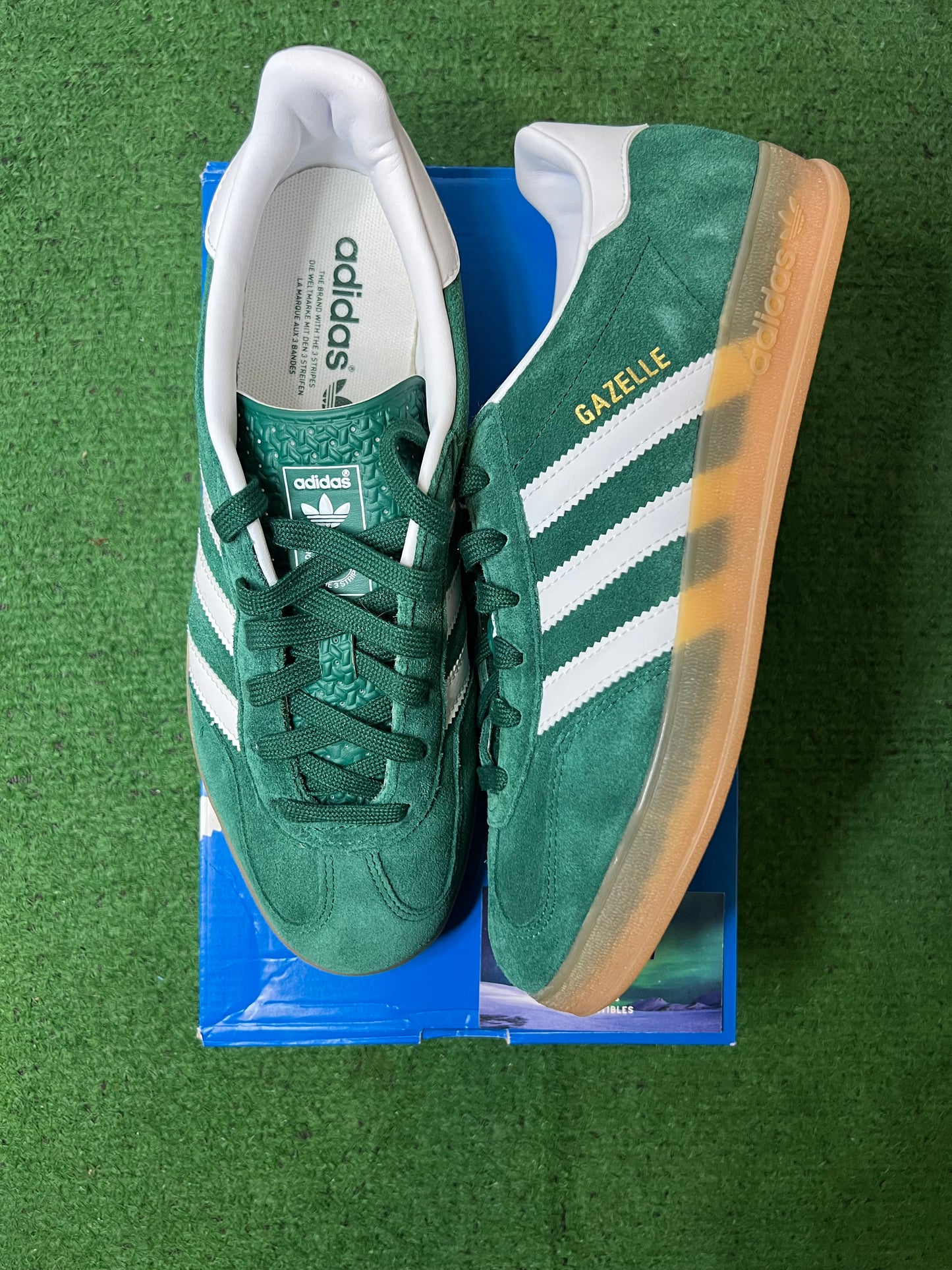 Adidas Gazelle Indoor Collegiate green Gum size 8men/9.5women