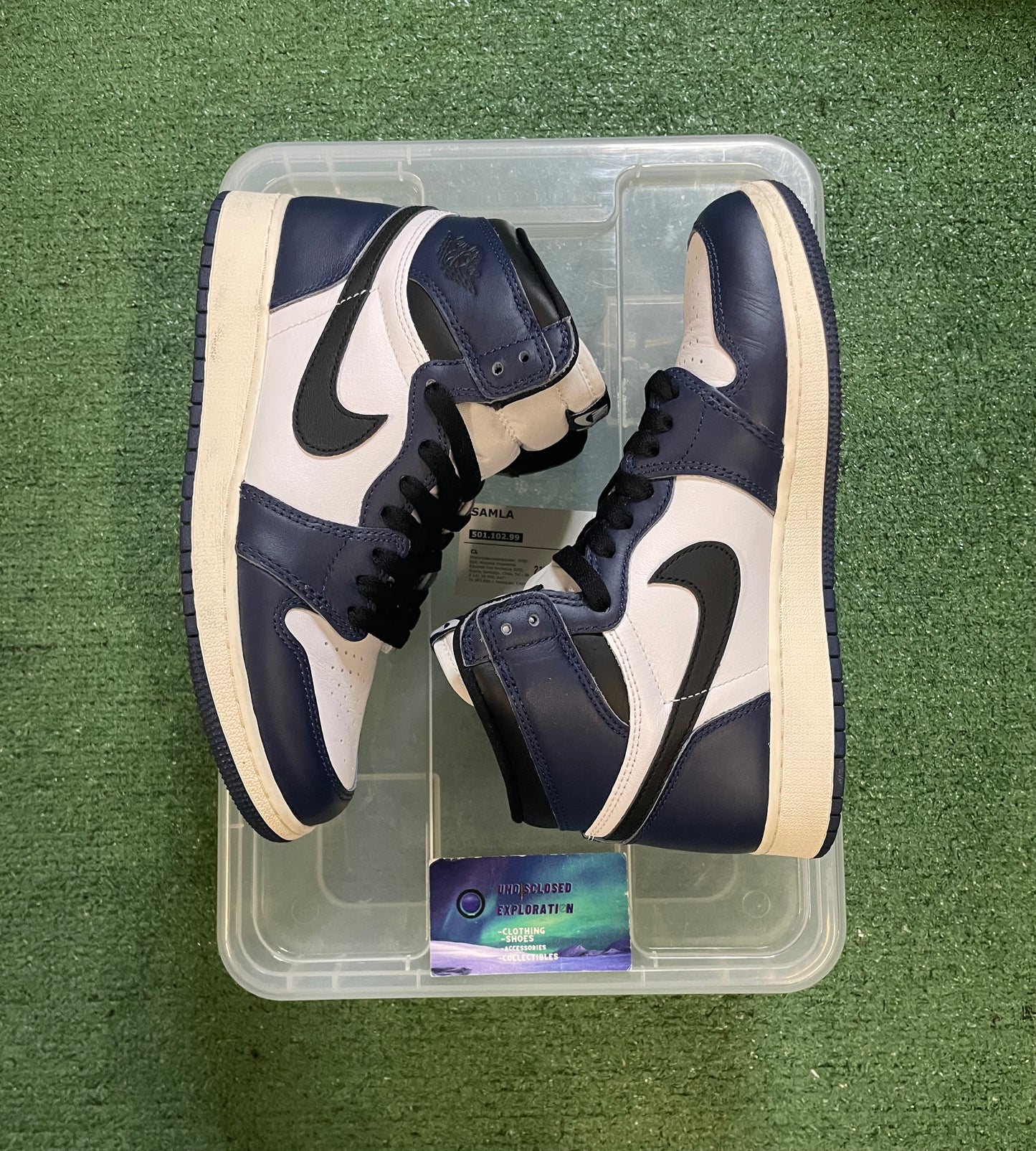 Air Jordan 1 high midnight navy size 7youth/8.5women