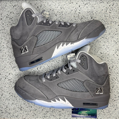 Jordan 5 Wolf Grey 10 Men/11.5 Women “Preowned”