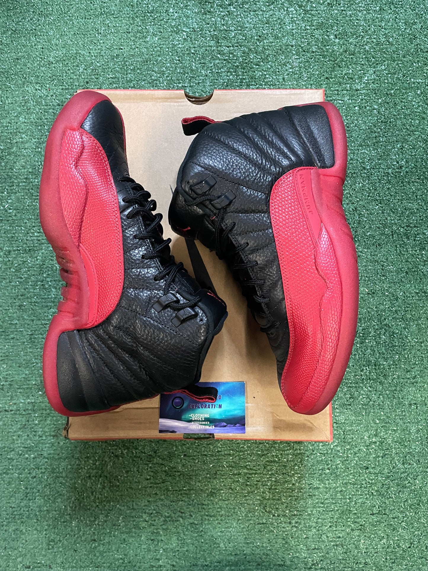 Air Jordan 12 flu game 2025 size 9men/10.5women