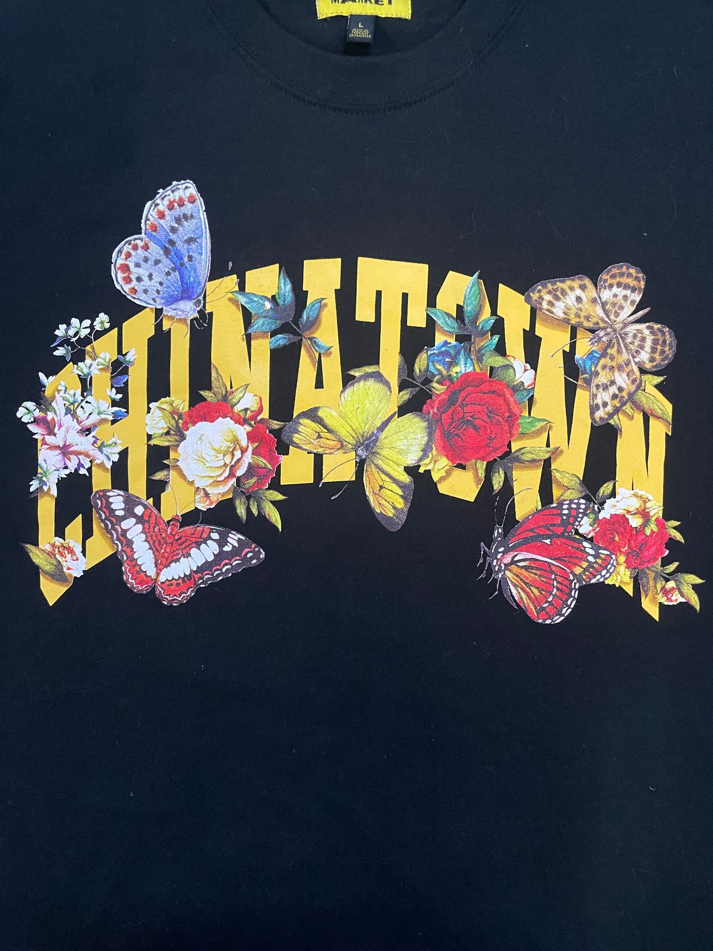 Chinatown market pollinator arch tee