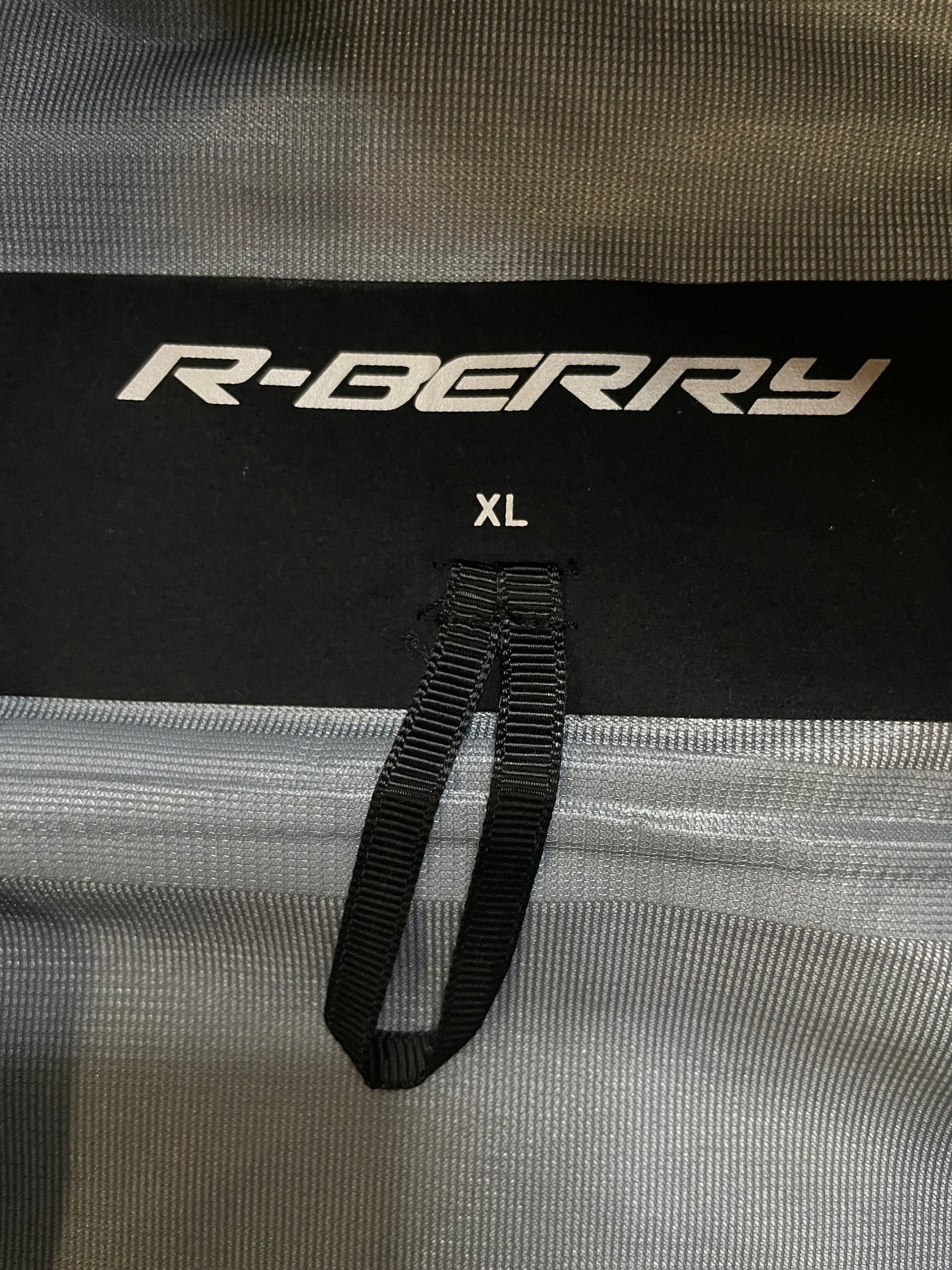GV Gallery Raspberry Hills casamigo rain jacket