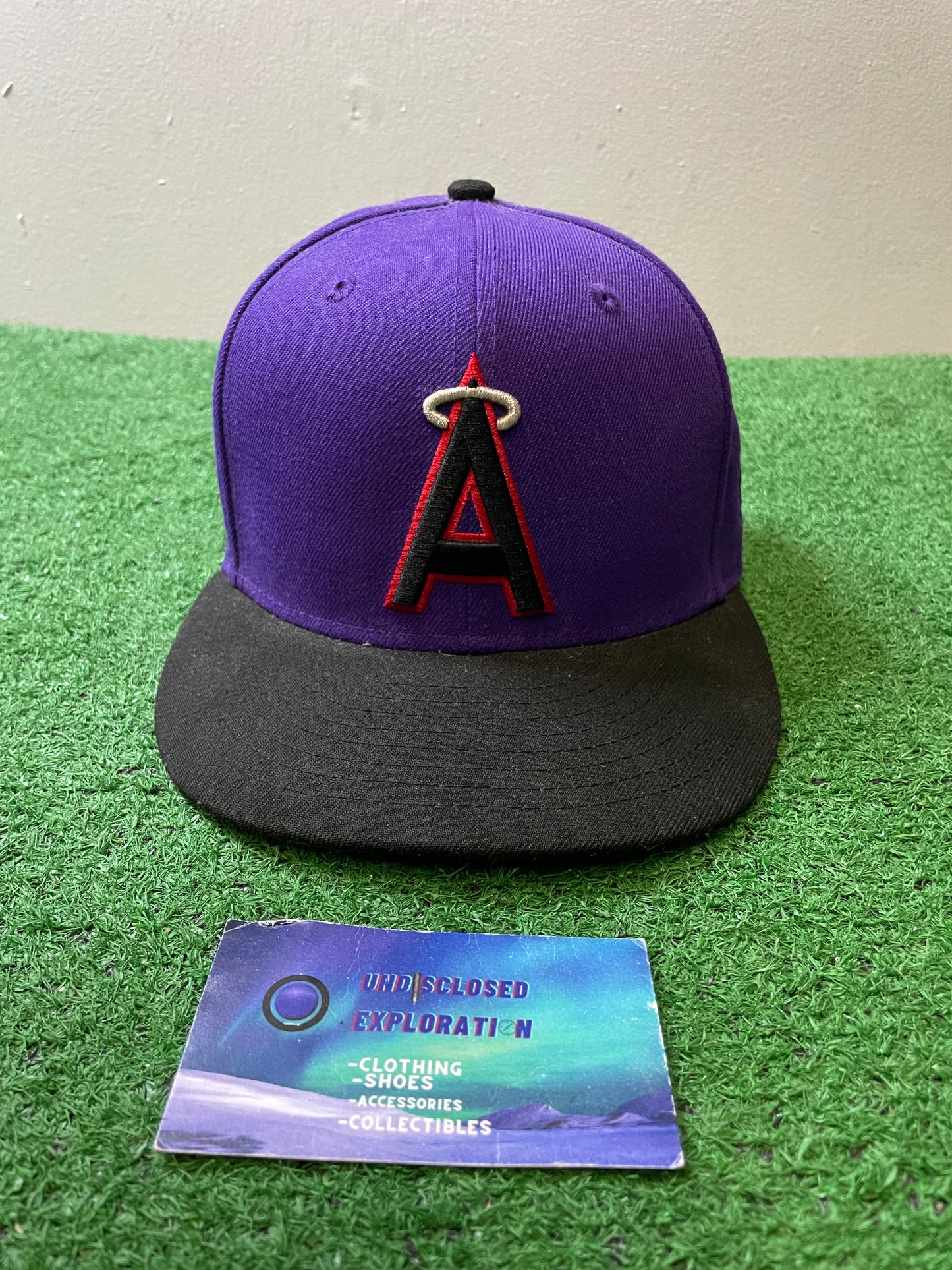 Los Angeles angels purple and red fitted hat