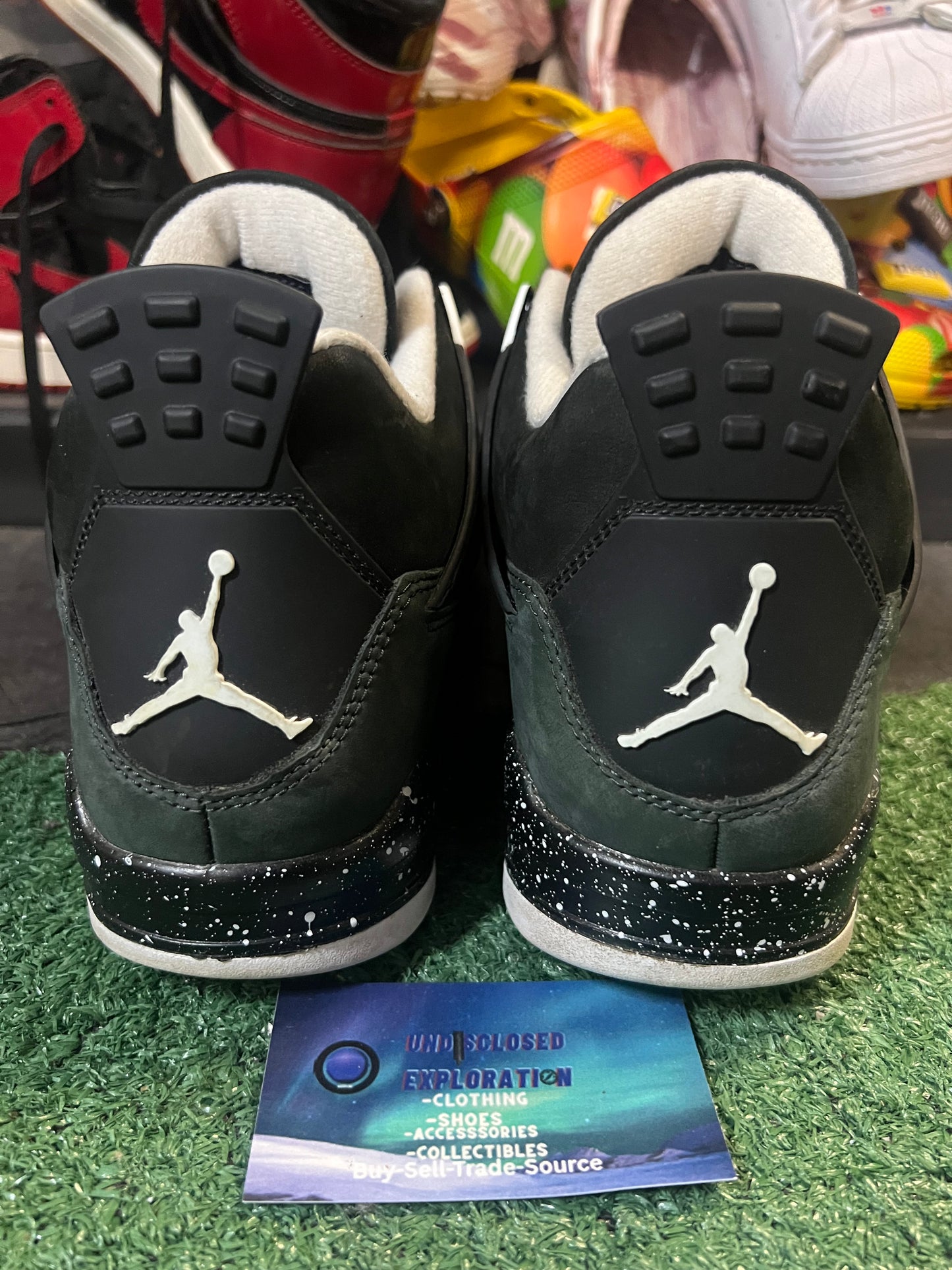 Jordan 4 fear 2024 size 10.5men/12women