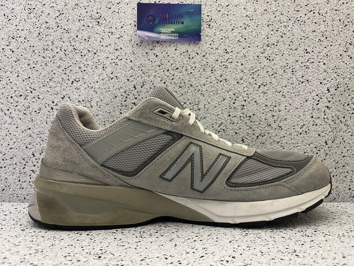 New Balance 990v5 Castlerock 13 Men/14.5 Women “Preowned”