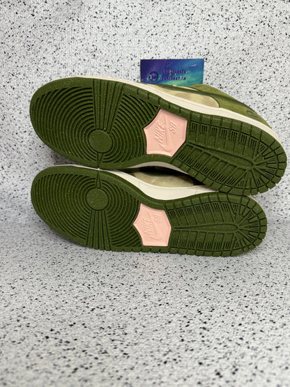 Nike SB  Dunk Low Yuto Matcha