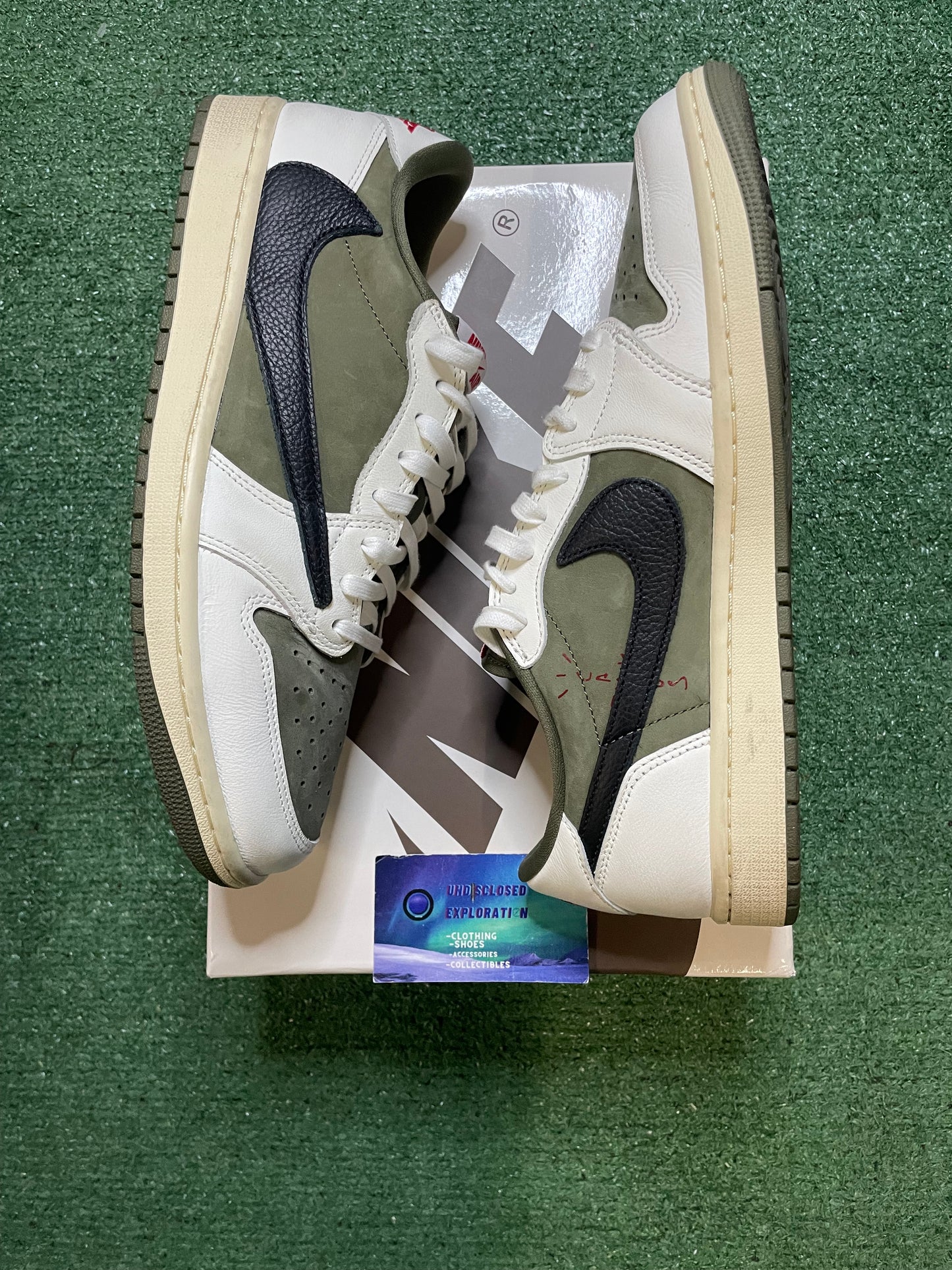 Air Jordan 1 Low Travis Scott medium olive size 11men/12.5women