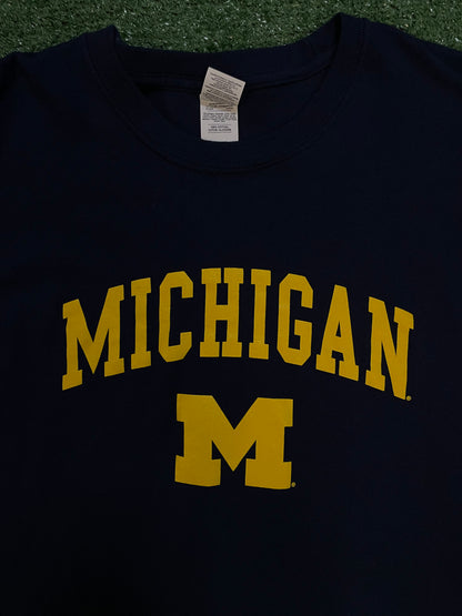 Vintage 2000s university of Michigan wolverines longsleeve